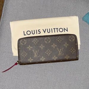 Louis Vuitton Clemence Wallet - Fuscia - 2021 (Like new condition)